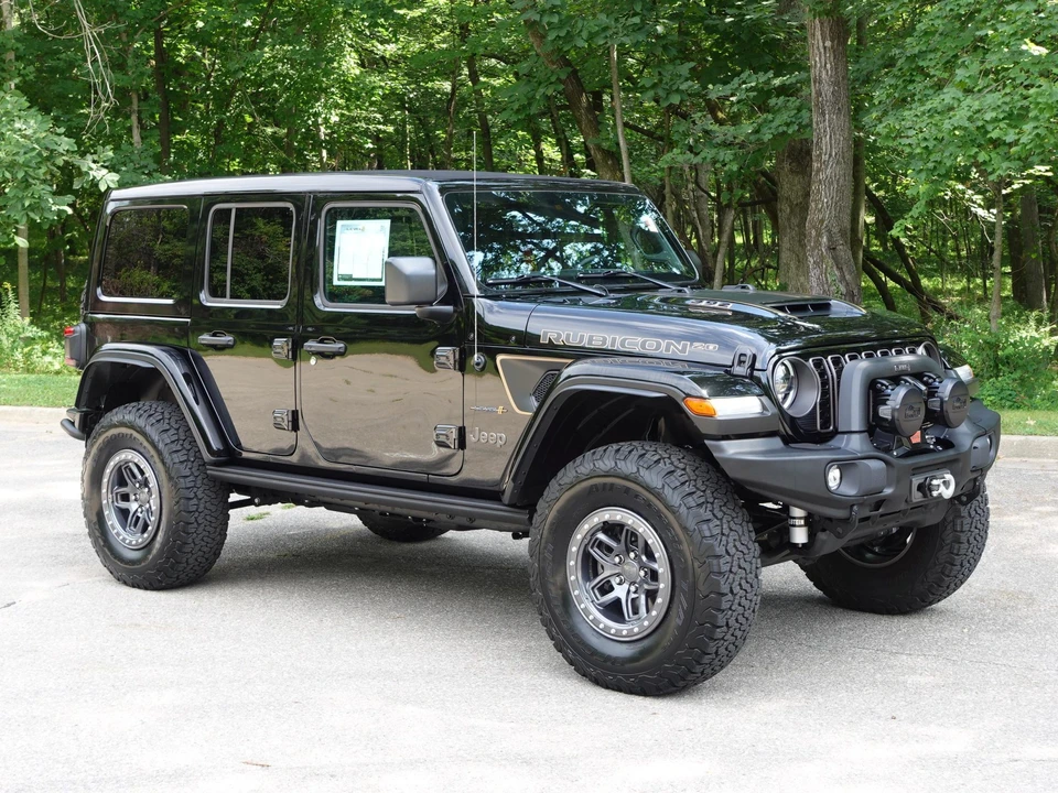 2023 Jeep JL Wrangler - Image 12 of 31