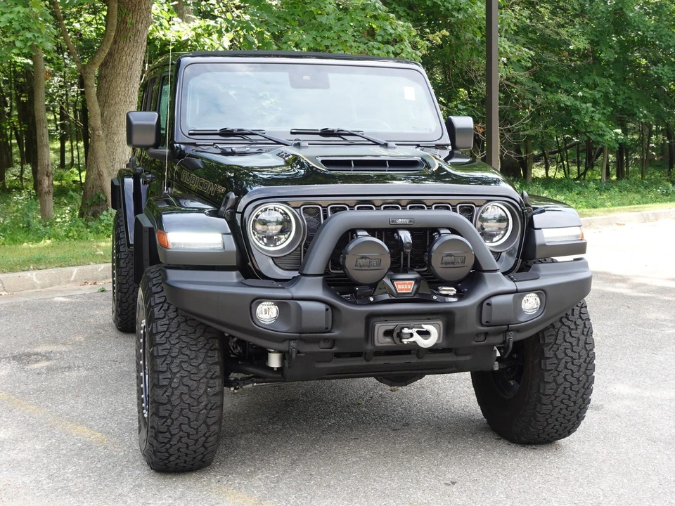 2023 Jeep JL Wrangler - Image 7 of 31