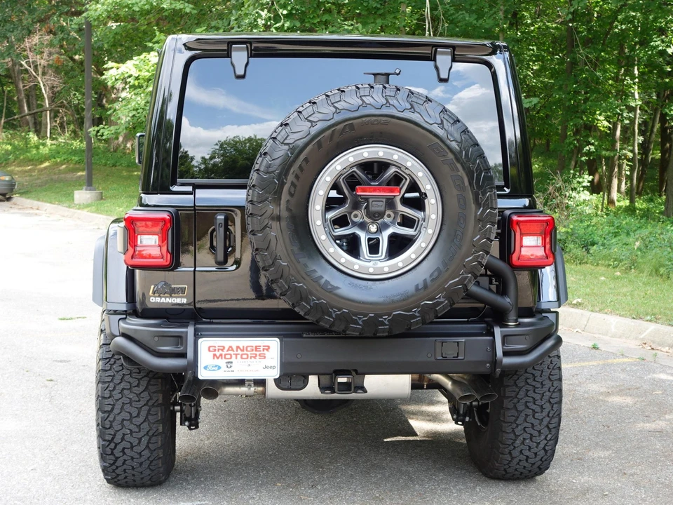 2023 Jeep JL Wrangler - Image 22 of 31