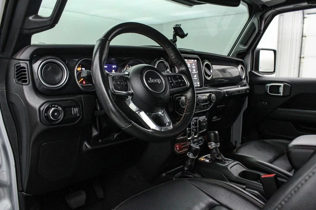2023 Jeep JL Wrangler - Image 13 of 21