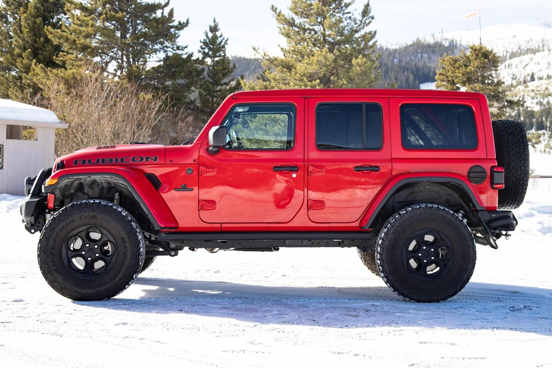 2023 Jeep JL Wrangler - Image 3 of 31