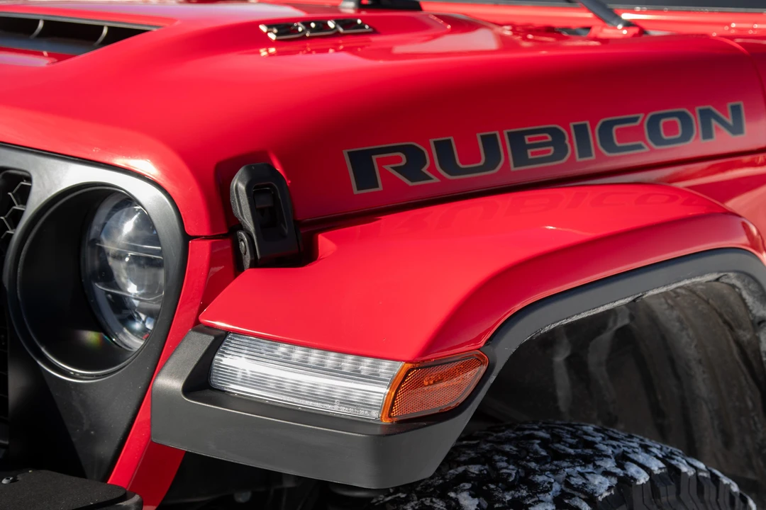 2023 Jeep JL Wrangler - Image 23 of 31