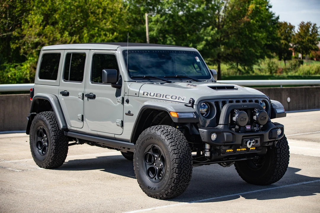 2023 Jeep JL Wrangler - Image 24 of 31