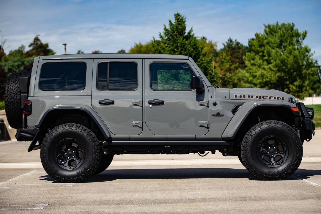 2023 Jeep JL Wrangler - Image 21 of 31