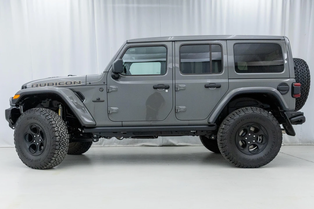 2023 Jeep JL Wrangler - Image 30 of 31