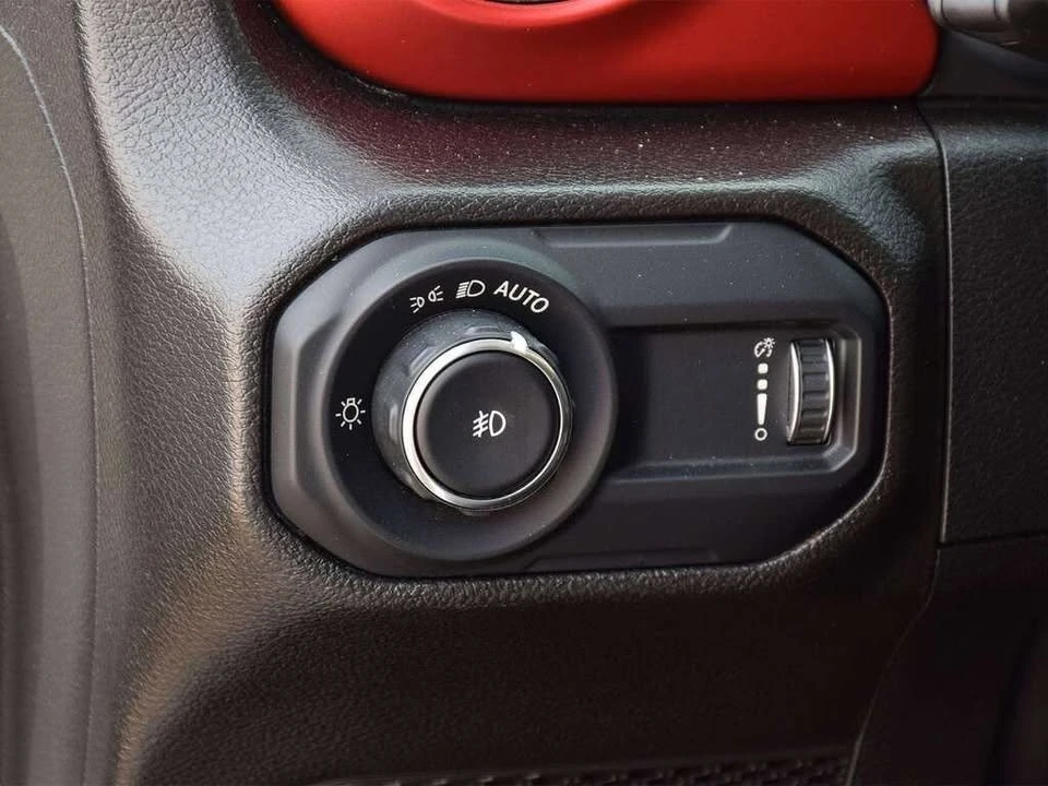 2023 Jeep JL Wrangler - Image 14 of 20