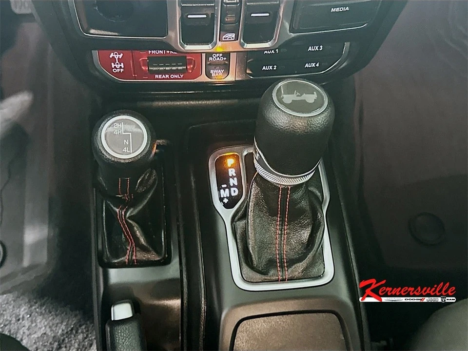 2023 Jeep JL Wrangler - Image 16 of 21