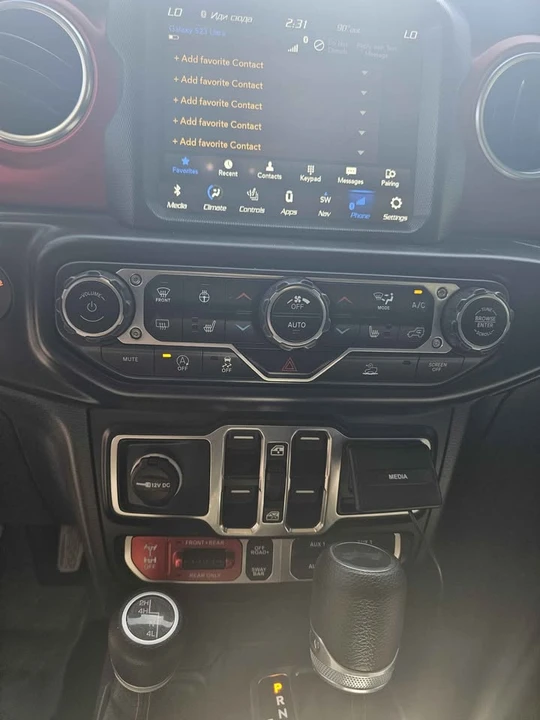 2023 Jeep JL Wrangler - Image 8 of 9