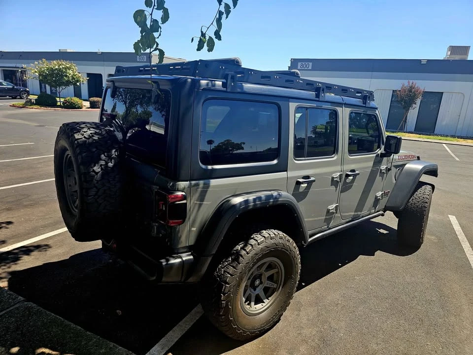 2023 Jeep JL Wrangler - Image 3 of 9