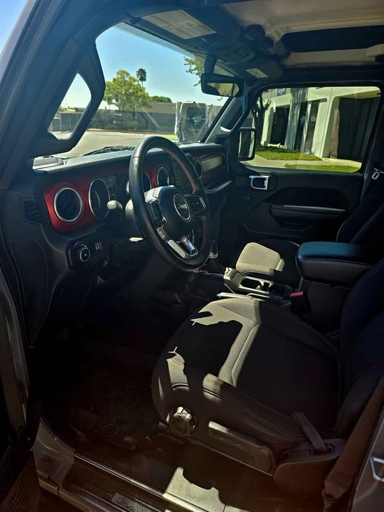 2023 Jeep JL Wrangler - Image 5 of 9