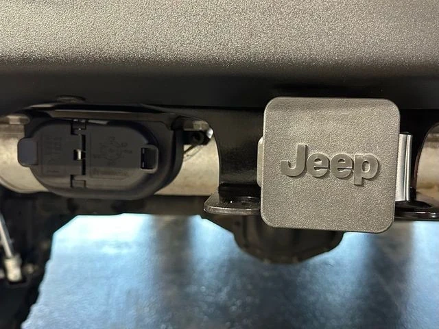 2023 Jeep JL Wrangler - Image 12 of 21