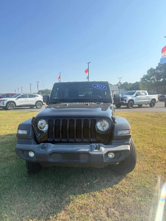 2023 Jeep JL Wrangler - Image 3 of 6