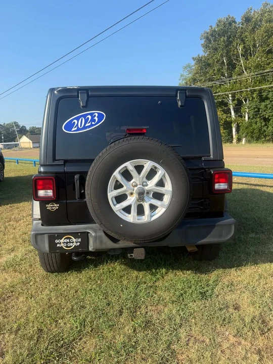 2023 Jeep JL Wrangler - Image 4 of 6