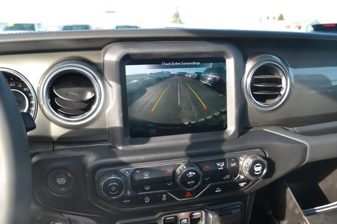 2023 Jeep JL Wrangler - Image 21 of 21