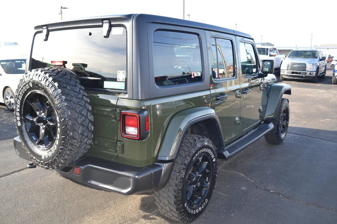 2023 Jeep JL Wrangler - Image 5 of 21