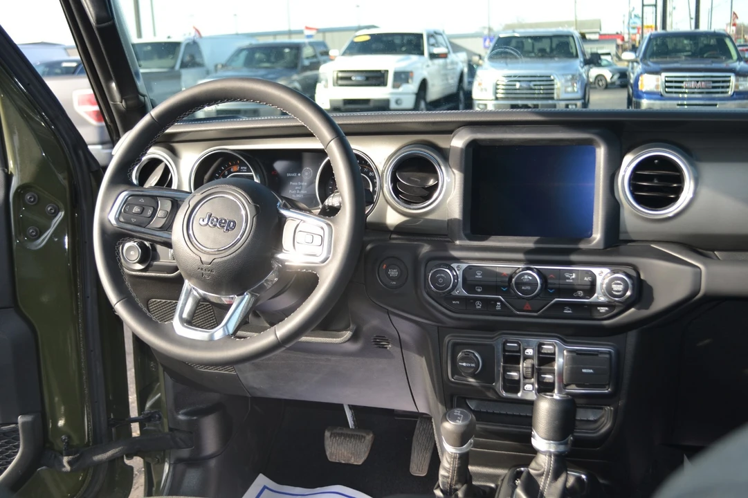 2023 Jeep JL Wrangler - Image 16 of 21