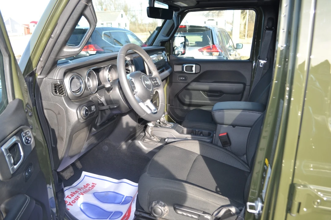 2023 Jeep JL Wrangler - Image 9 of 21