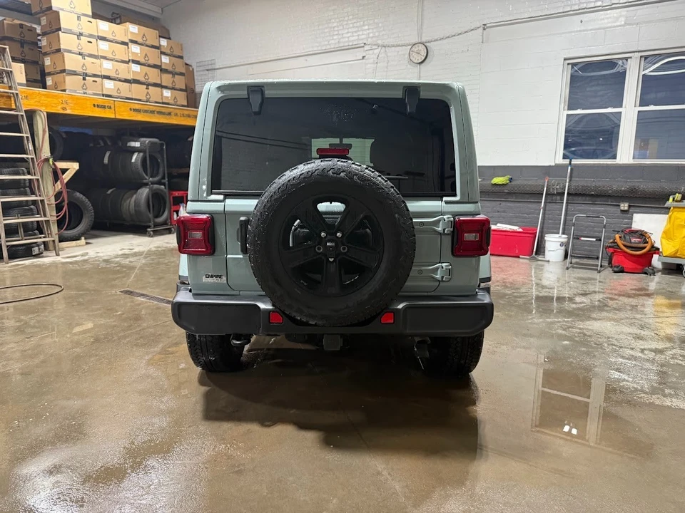 2023 Jeep JL Wrangler - Image 7 of 7