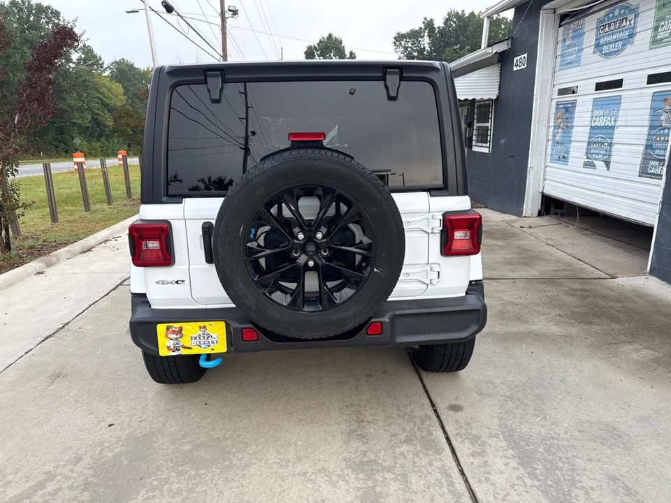2023 Jeep JL Wrangler - Image 3 of 19
