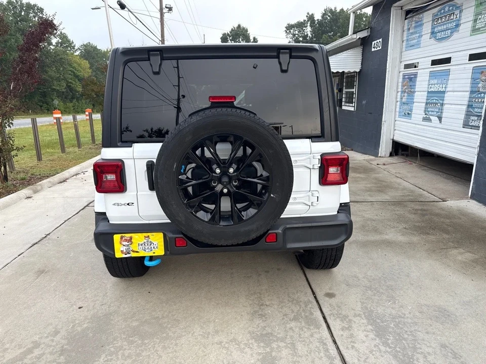 2023 Jeep JL Wrangler - Image 3 of 19