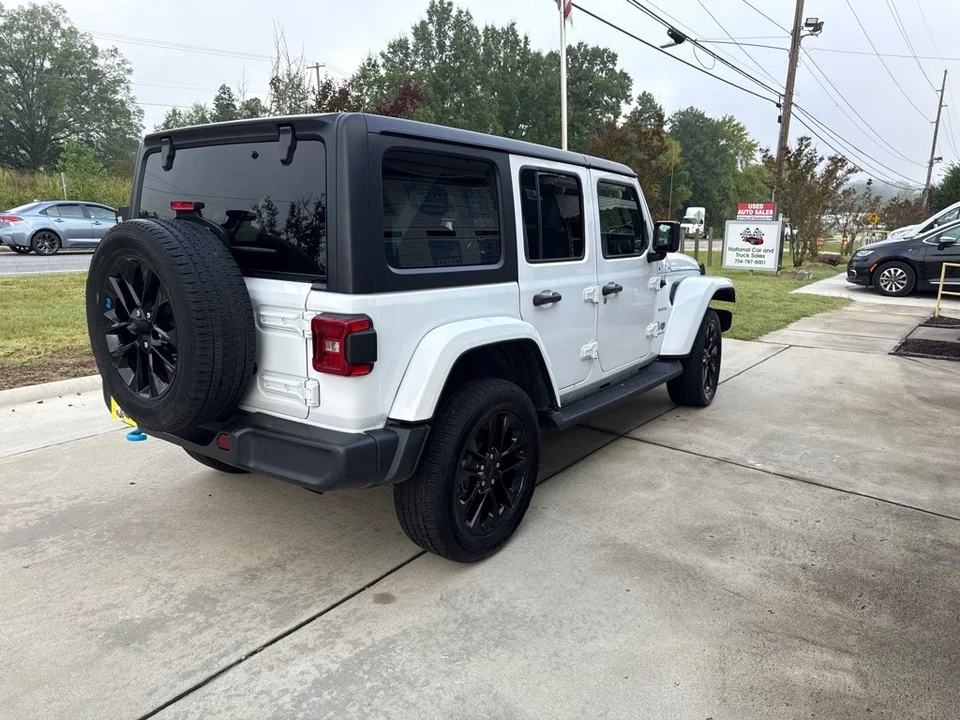 2023 Jeep JL Wrangler - Image 4 of 19