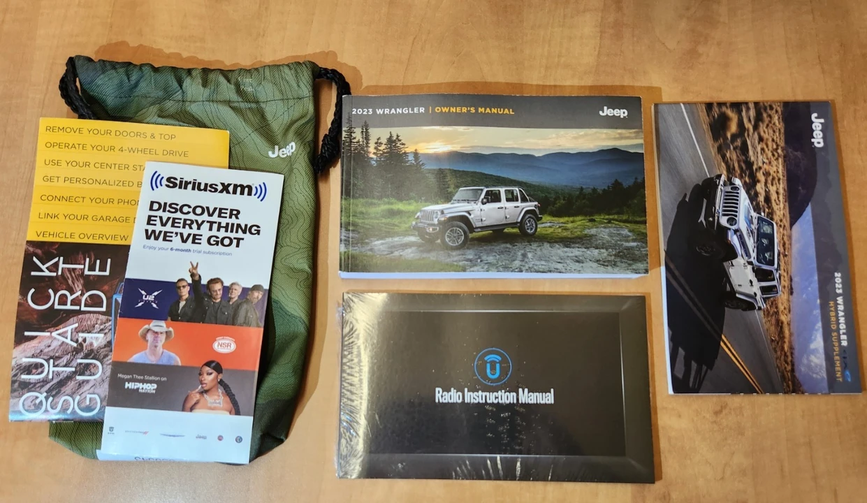 2023 Jeep JL Wrangler - Image 14 of 28