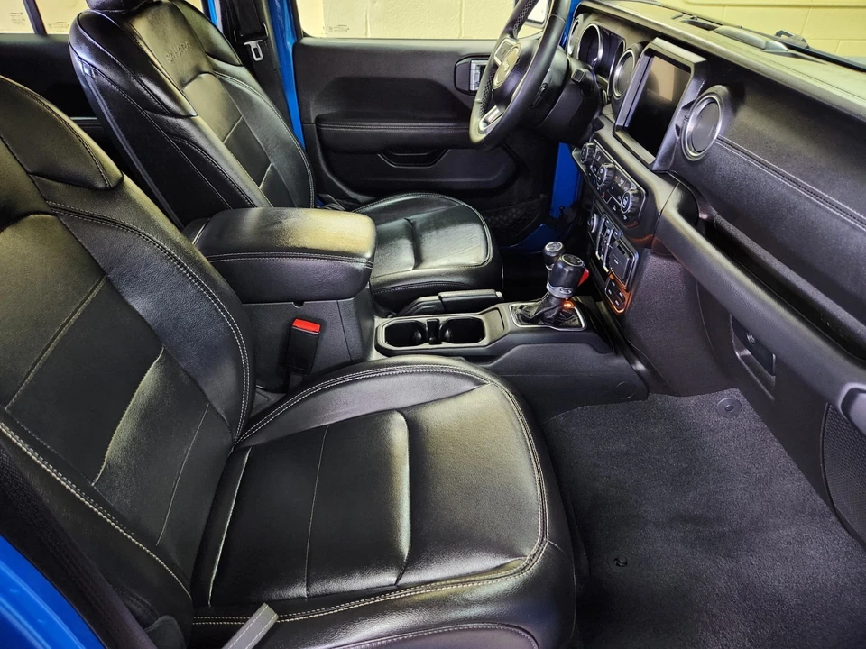 2023 Jeep JL Wrangler - Image 22 of 28