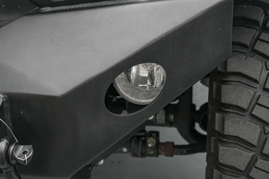 2023 Jeep JL Wrangler - Image 18 of 31
