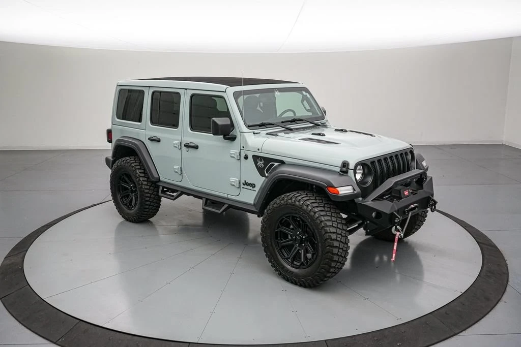 2023 Jeep JL Wrangler - Image 2 of 31