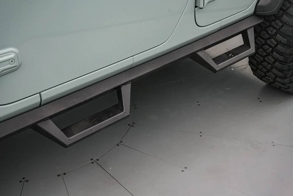 2023 Jeep JL Wrangler - Image 25 of 31
