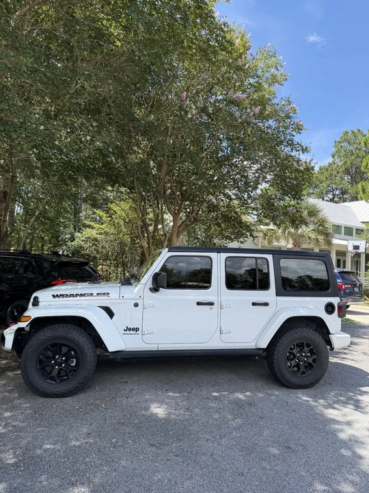 2023 Jeep JL Wrangler - Image 6 of 16