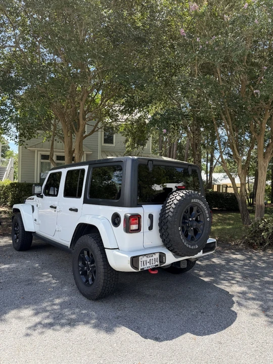 2023 Jeep JL Wrangler - Image 11 of 16