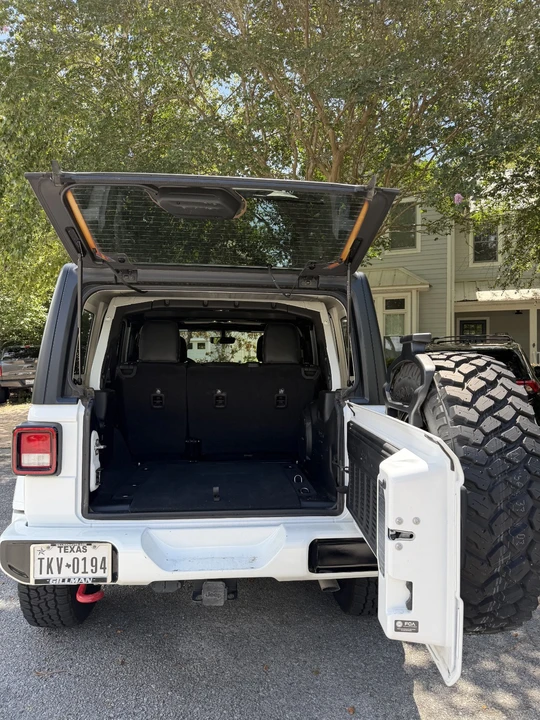 2023 Jeep JL Wrangler - Image 3 of 16