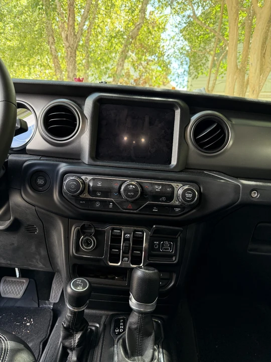 2023 Jeep JL Wrangler - Image 8 of 16