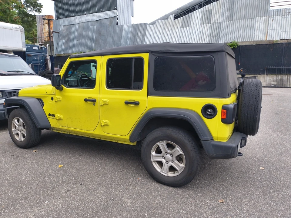 2023 Jeep JL Wrangler - Image 3 of 6