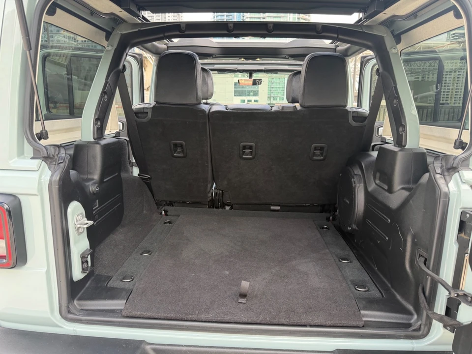 2023 Jeep JL Wrangler - Image 2 of 31