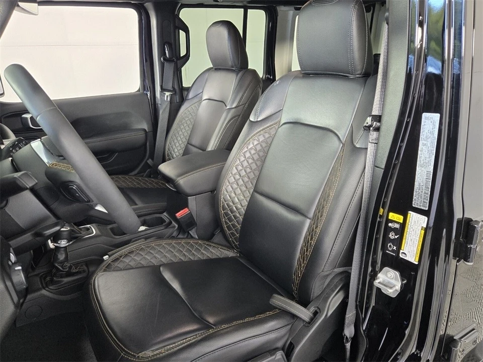 2023 Jeep JL Wrangler - Image 6 of 12