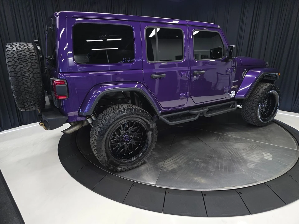 2023 Jeep JL Wrangler - Image 11 of 21