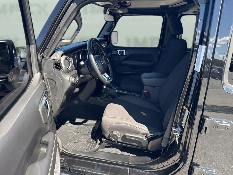 2023 Jeep JL Wrangler - Image 8 of 31