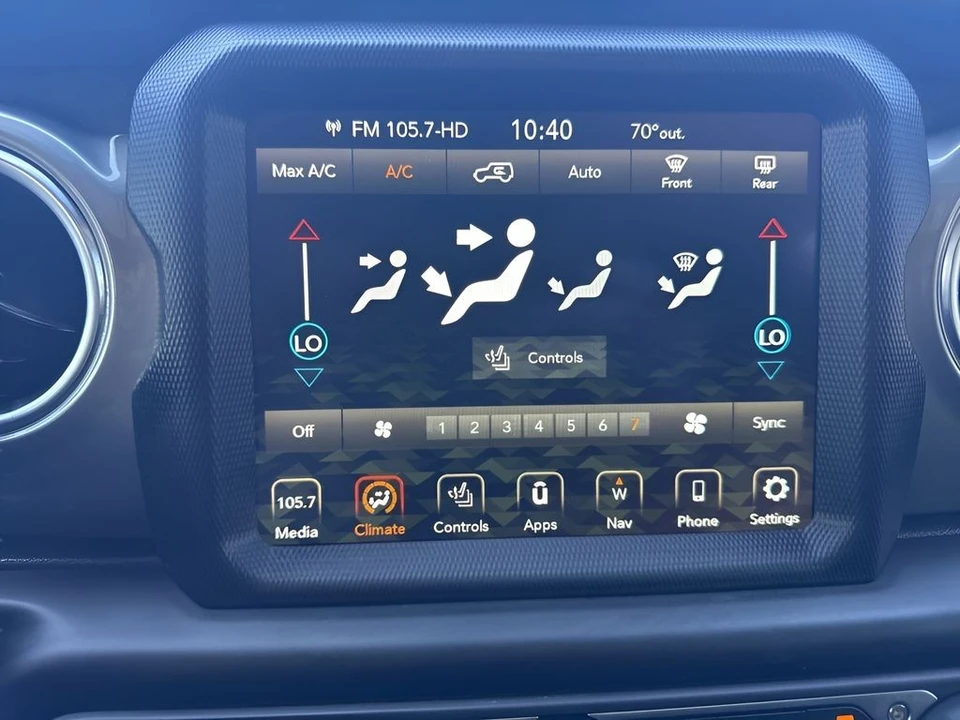 2023 Jeep JL Wrangler - Image 21 of 31