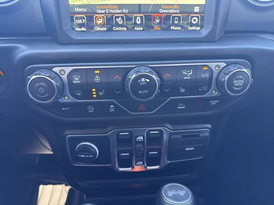 2023 Jeep JL Wrangler - Image 26 of 31