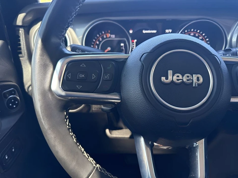 2023 Jeep JL Wrangler - Image 15 of 31