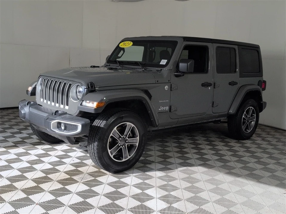 2023 Jeep JL Wrangler - Image 4 of 12