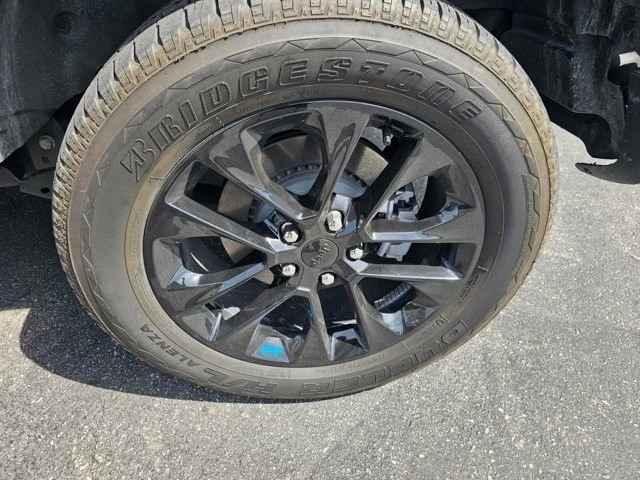 2023 Jeep JL Wrangler - Image 13 of 17