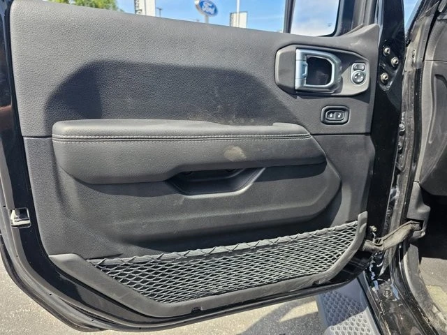 2023 Jeep JL Wrangler - Image 12 of 17