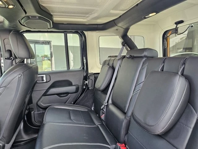 2023 Jeep JL Wrangler - Image 8 of 17