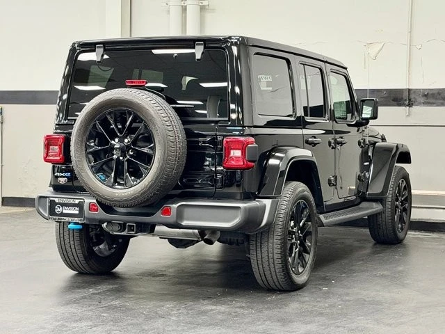 2023 Jeep JL Wrangler - Image 12 of 21
