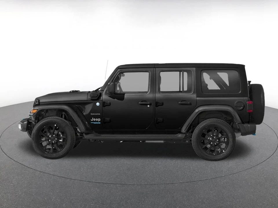 2023 Jeep JL Wrangler - Image 3 of 15