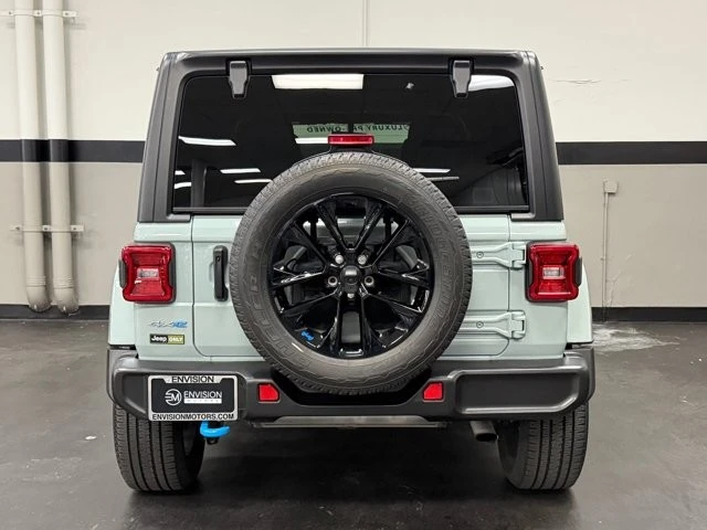 2023 Jeep JL Wrangler - Image 11 of 21
