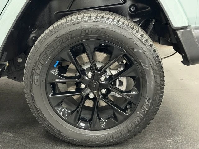2023 Jeep JL Wrangler - Image 16 of 21